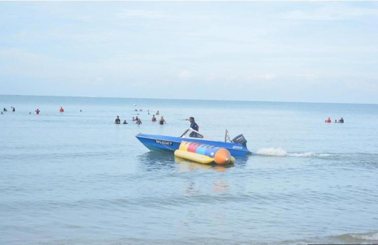 Seafront Sunsetspa Петалинг Джая Екстериор снимка